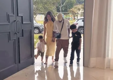 Yeni eve sağ ayakla girdiler