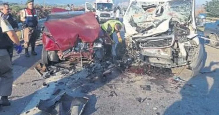 Torbalı’da kaza: 2 kişi yaşamını yitirdi