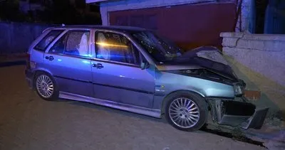 Otomobil bahçe duvarına çarptı: 3 yaralı #kirikkale