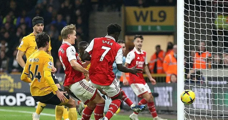 Premier Lig lideri Arsenal, Wolverhampton deplasmanında kazandı