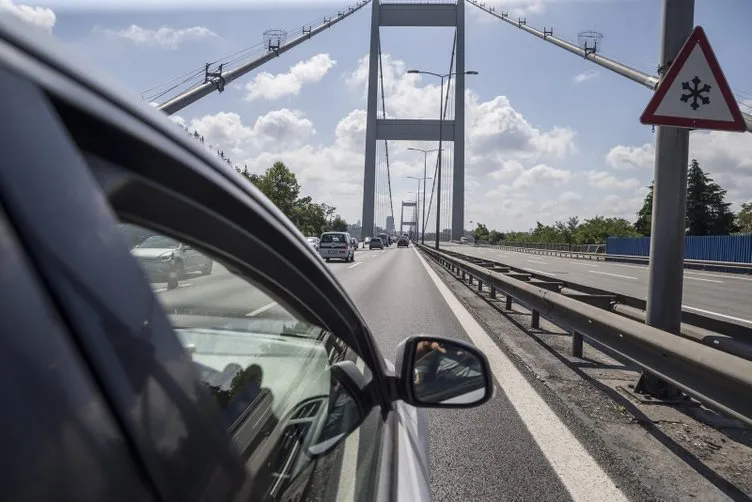 İstanbul’da Fatih Sultan Mehmet Köprüsü’ndeki çalışma sona erdi. Köprü saat 18.00’de ulaşıma açıldı