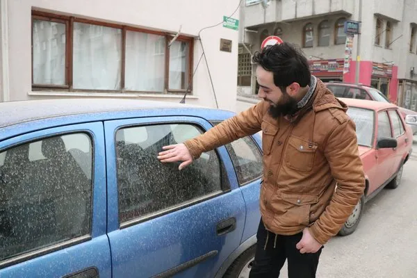 Bolu'da araçlar çamura bulandı