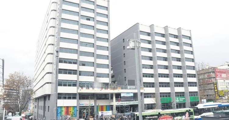 Otoparkın paraları uçtu