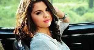 Selena Gomez’den koronavirüs için anlamlı bağış