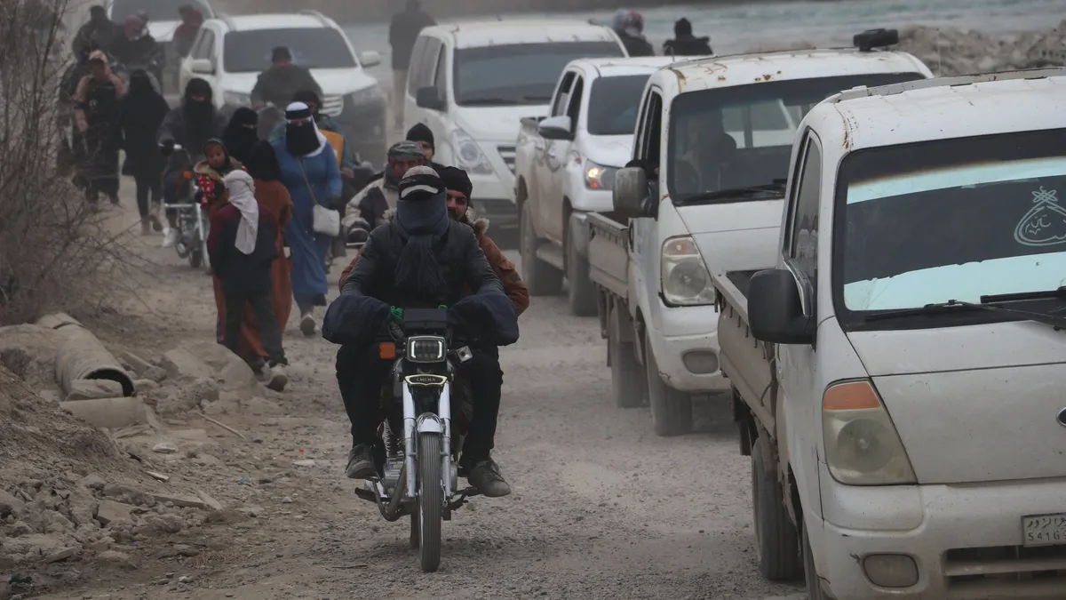 SON DAKİKA | BMGK’da Suriye gündemi ile toplandı! Suriye: “SDG anlaşmayı ihlal etti” SON DAKİKA | BMGK’da Suriye gündemi ile toplandı! Suriye: “SDG anlaşmayı ihlal etti”