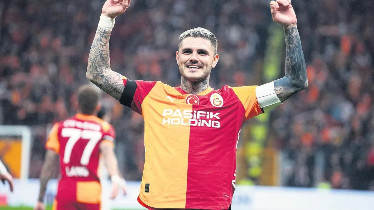 Kral döndü aslan coştu