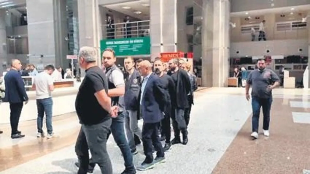 Papara operasyonunda 11 kişi tutuklandı Papara operasyonunda 11 kişi tutuklandı