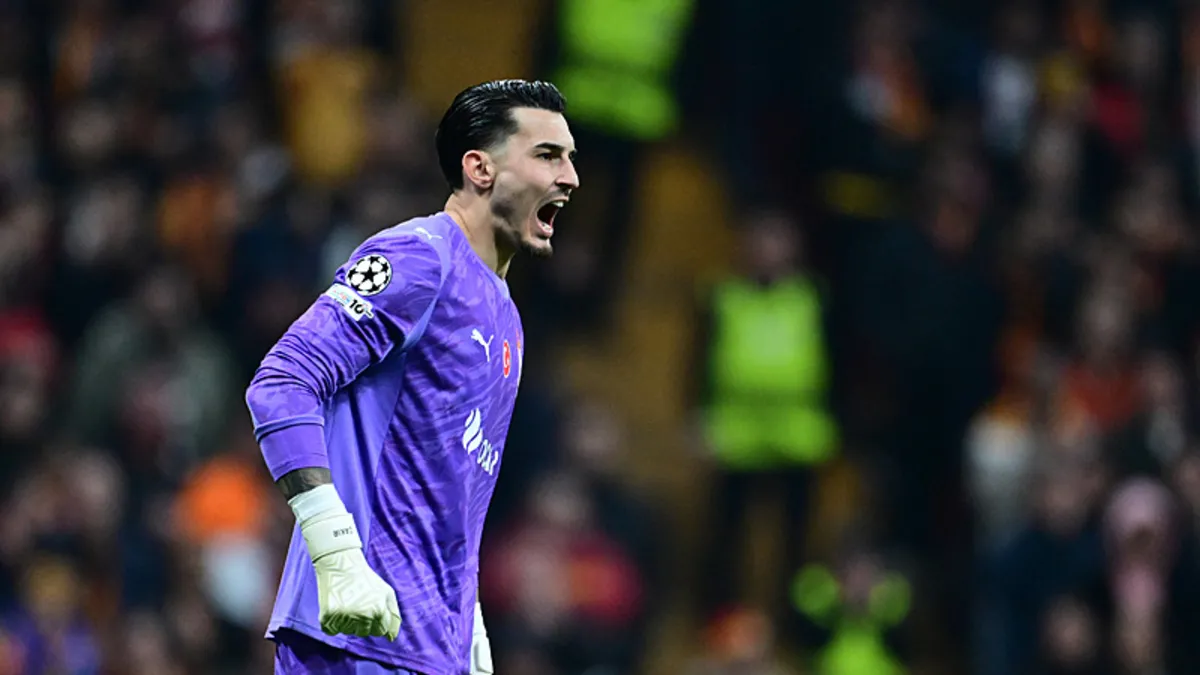 Uğurcan Çakır, Muslera'yı aratmıyor