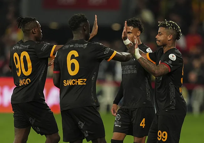 super-ligde-lider-galatasaray-kocaelisporu-konuk-edecek-1775887057604.jpg