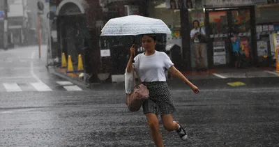 Krosa tayfunu Japonya’yı vurdu