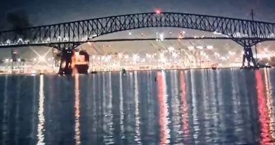 ABD’de korkunç facia! Kargo gemisi köprüyü yıktı: En az 10 araç sulara gömüldü