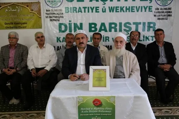 islami-terore-boyle-alet-ettiler-iste-pkknin-sozde-diyanet-isleri-baskani-1641007723196.jpg