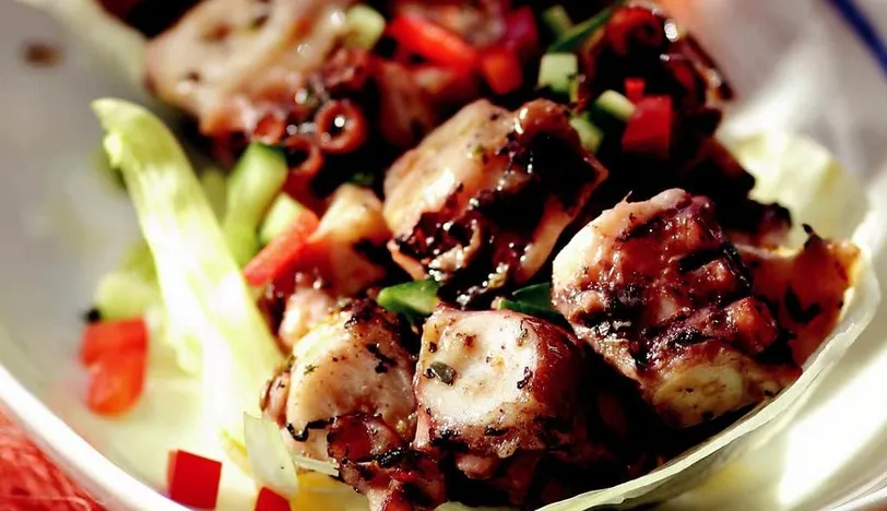Ahtapot Salata