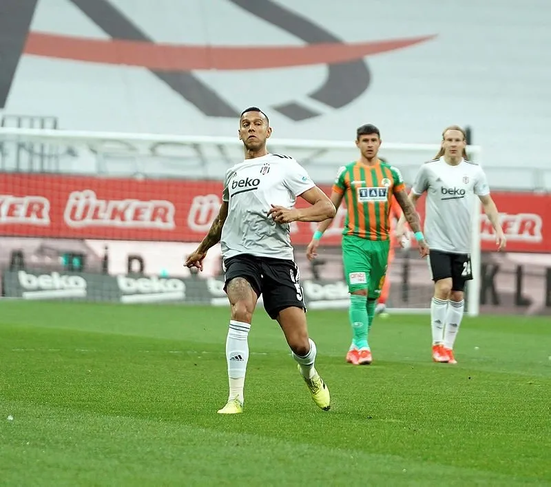 Son dakika haberi: Ahmet Çakar'dan olay Marafona yorumu! 'Elini çekiyor…' Beşiktaş haberleri