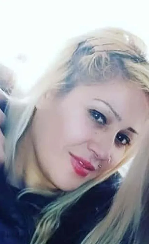 muglada-kan-donduran-olay-sevgilisini-doverek-oldurdu-1784040171685.jpeg