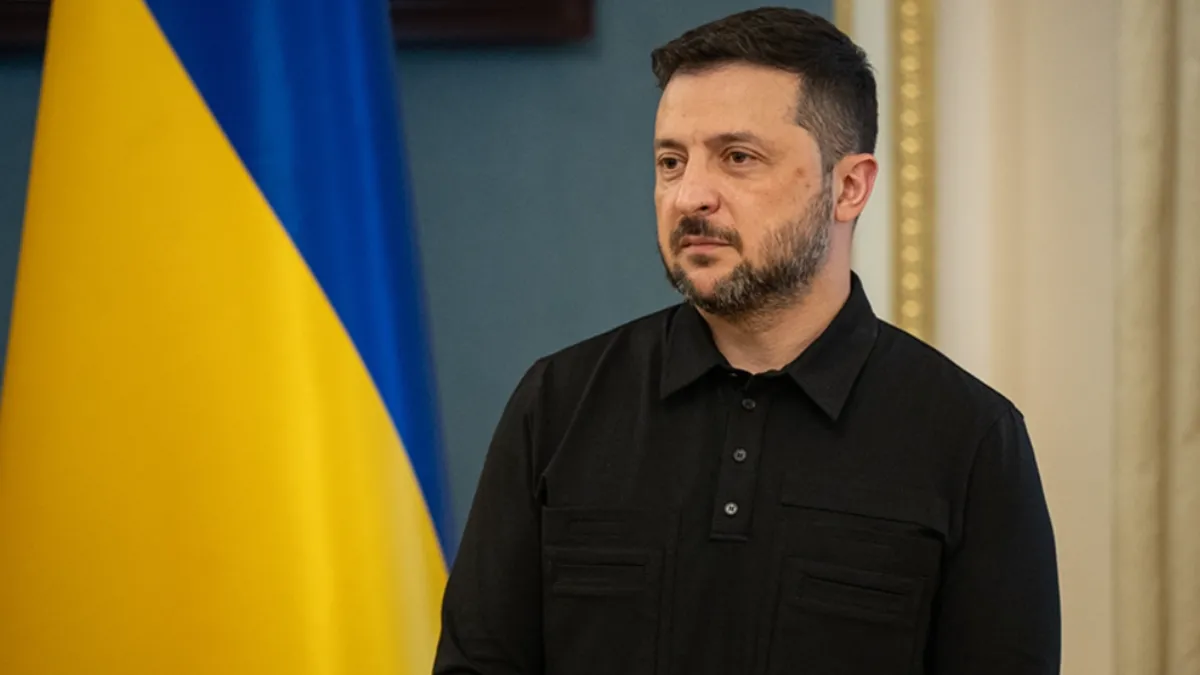 Zelenskiy: “Rusya’daki kimya fabrikasına saldırı düzenledik” Zelenskiy: “Rusya’daki kimya fabrikasına saldırı düzenledik”