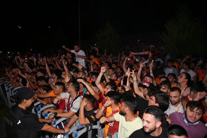 galatasaray-seyircisi-trabzonda-tribune-alinmayacak-1661349298634.jpg