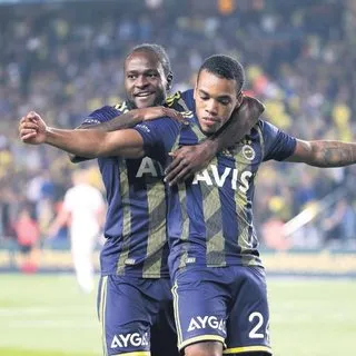 Aynı kadro ile devam