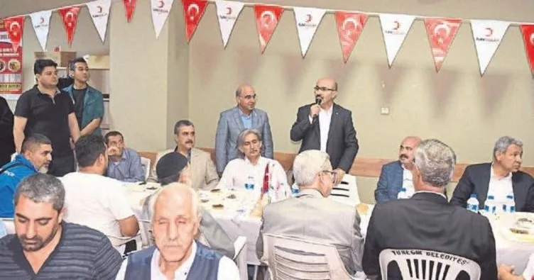 Vali Mahmut Demirtaş, vatandaşlarla iftar yaptı