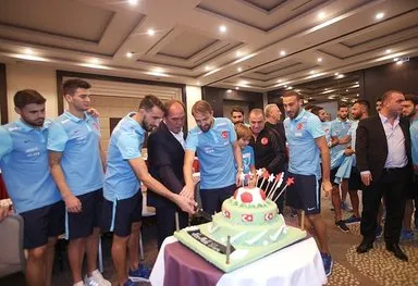 'Bu futbolcuların hepsi paragöz!'