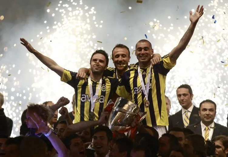 Fenerbahçe şampiyonluğu kutladı