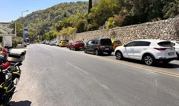 Fethiye-Ölüdeniz yolunda tatilcilere trafik şoku! Yaklaşık 3 kilometrelik araç kuyruğu... #mugla