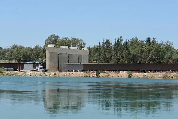 CHP’li Zeydan Karalar’ın Adana Büyükşehir Belediyesi’nde tek icraatı: Sahra güzellik salonu