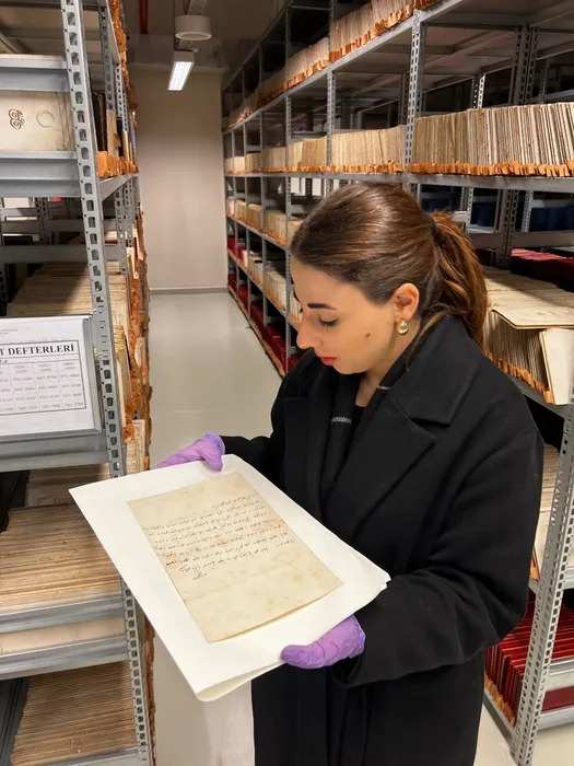 Osmanlı tarihinin derin hazinesi! 100 milyon tarihi belge burada: 2. Abdülhamit’in cüzdanı ve Halep’e dair evraklar…