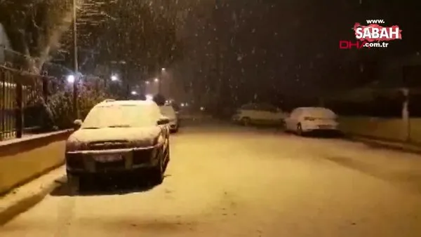 Son dakika: Meteoroloji uyarmıştı! İstanbul'da beklenen kar yağışı başladı | Video