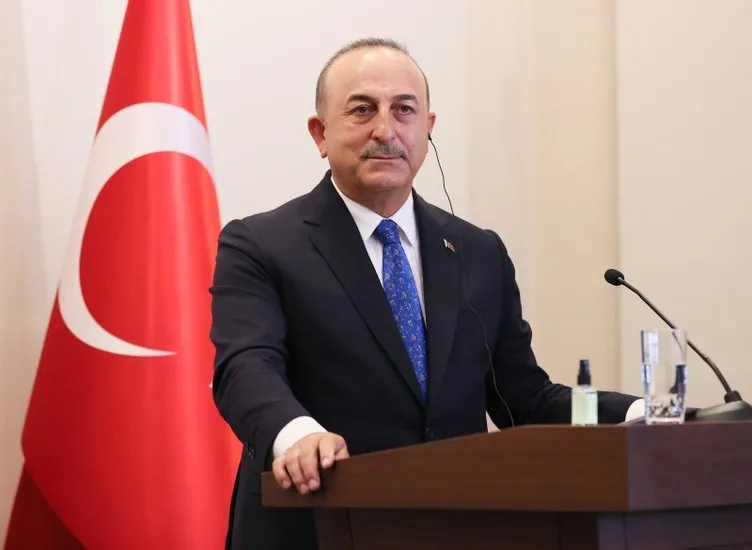 Bakan Çavuşoğlu’nun ’Türk azınlık’ açıklaması Yunanistan’ı karıştırdı! Dendias’tan skandal sözler
