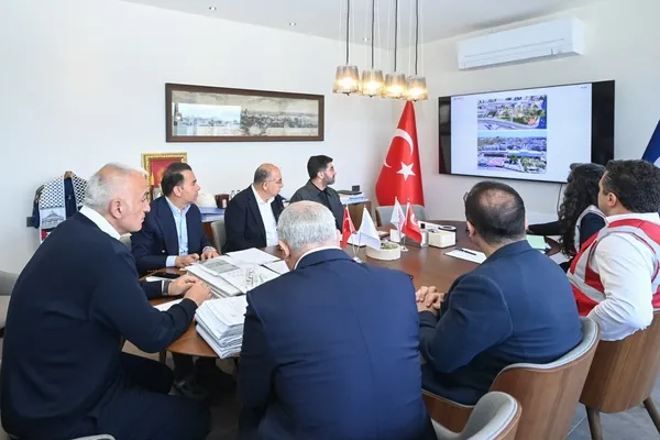 bakan-ersoy-ilk-kez-paylasti-tarihi-sirkeci-gari-yasayan-kultur-adasina-donusecek-1782112546212.jpeg