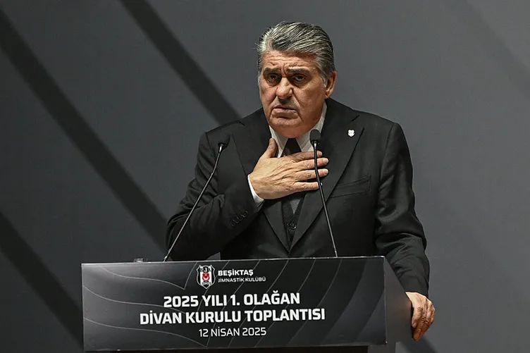 Serdal Adalı transferde üç oyuncunun ismini verdi! Olaylı toplantı sonrası Hasan Arat’a flaş sözler...