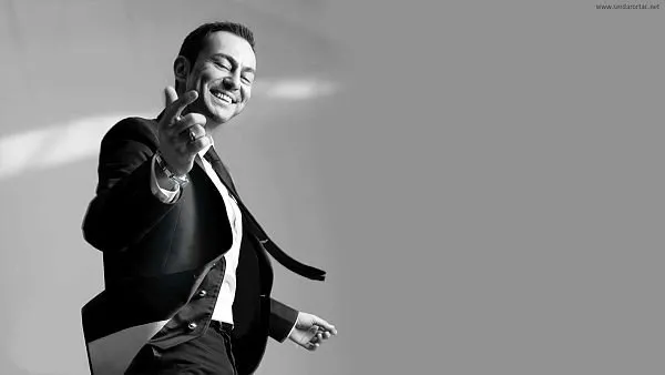 Serdar Ortaç ve Seçil Gür aşkı kısa sürdü!