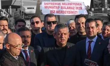 Hatay’da Özgür Özel’e protesto şoku: Apar topar uzaklaşmak zorunda kaldı