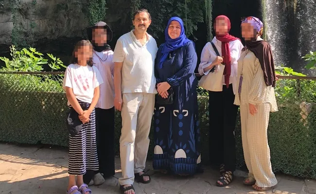 evlerine-donmek-icin-yola-cikmislardi-yolda-dehseti-yasadilar-1755338121462.jpg Evlerine dönmek için yola çıkmışlardı: Yolda dehşeti yaşadılar!