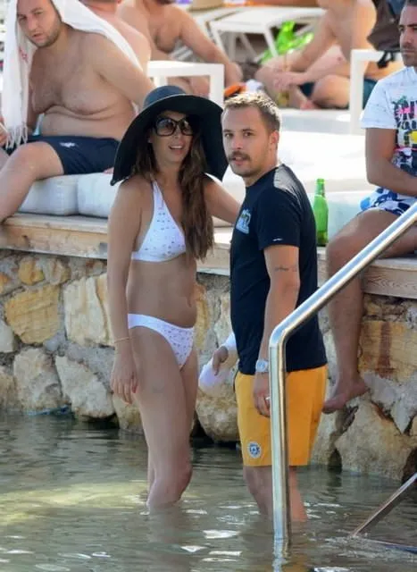 Tuğba Özerk sezonu Bodrum'da açtı