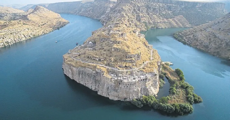 Rumkale tarih kokuyor