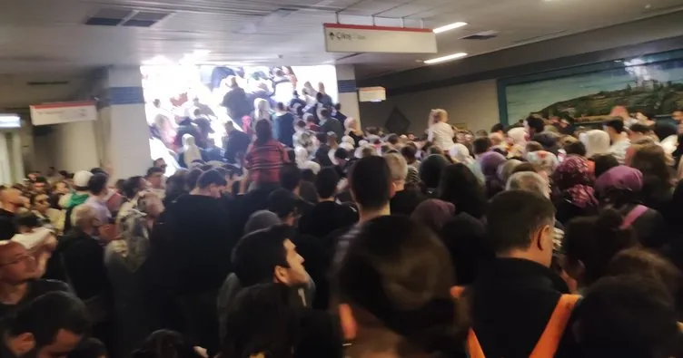Kemal Kılıçdaroğlu TEKNOFEST’i hedef almıştı: İBB Atatürk Havalimanı’na giden metroları bu bahaneyle durdurdu!