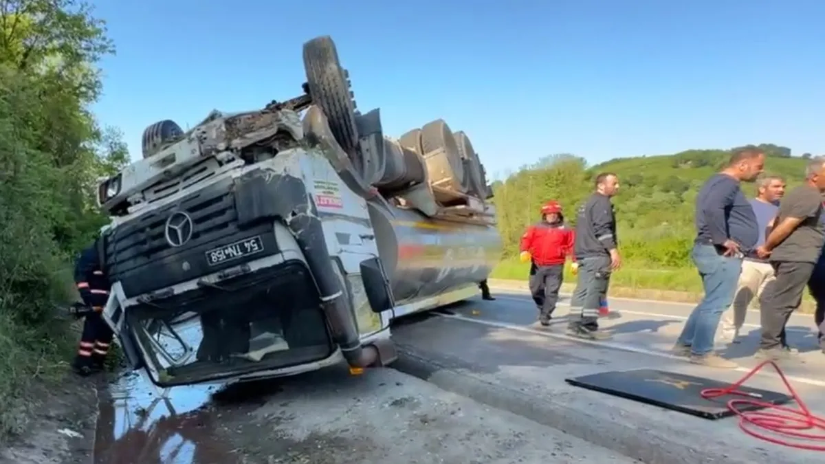 Su tankeri takla attı! Sürücü hayatını kaybetti