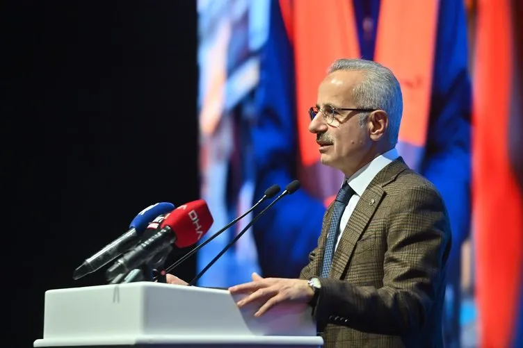 Türkiye telekomünikasyon merkezi olacak! Bakan Uraloğlu açıkladı: Tam 850 bin km...