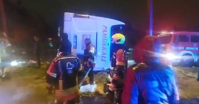 Yolcu otobüsü devrildi: 3 ölü, 30 yaralı