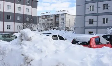 Bitlis’te kapalı köy yollarında karla mücadele çalışmaları devam ediyor