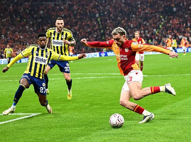 galatasarayin-kanatlari-istikrar-abidesi-1793257348617.jpg