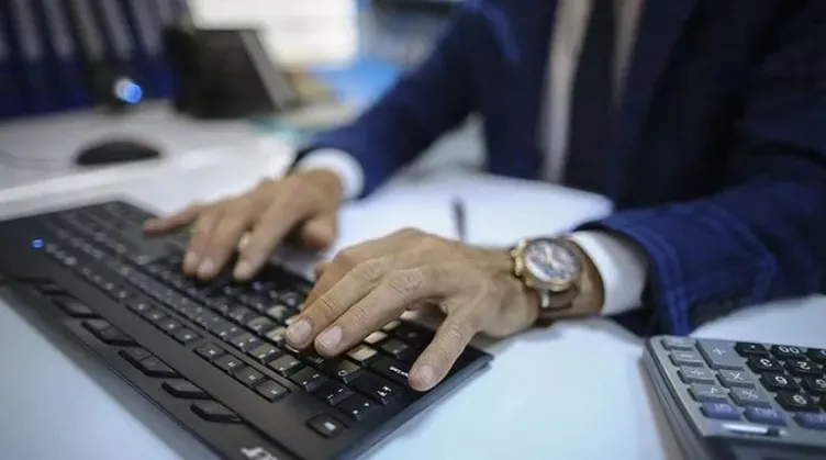 SON DAKİKA HABER! 100 bin kamu personel alımı yapılacak: Yeni yılda kamuda yeni iş fırsatı! Binlerce memur alımı için ilan yayınlandı