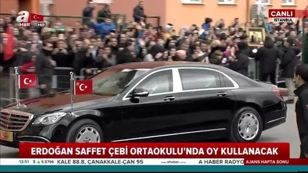 Başkan Erdoğan oyunu kullanmak üzere okula geldi
