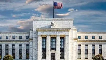 Fed’in faiz indirimi beklentileri ötelenmeye devam ediyor