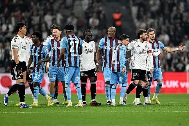 son-dakika-haberi-trabzonspor-besiktasi-2-golle-yikti-muci-sahneye-cikti-1778353847460.jpeg