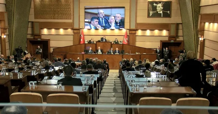 ‘İETT Karabatağa sürüklenmiştir’