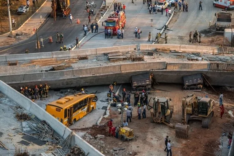 Brezilya’da dünya kupası için yapılan köprü yıkıldı