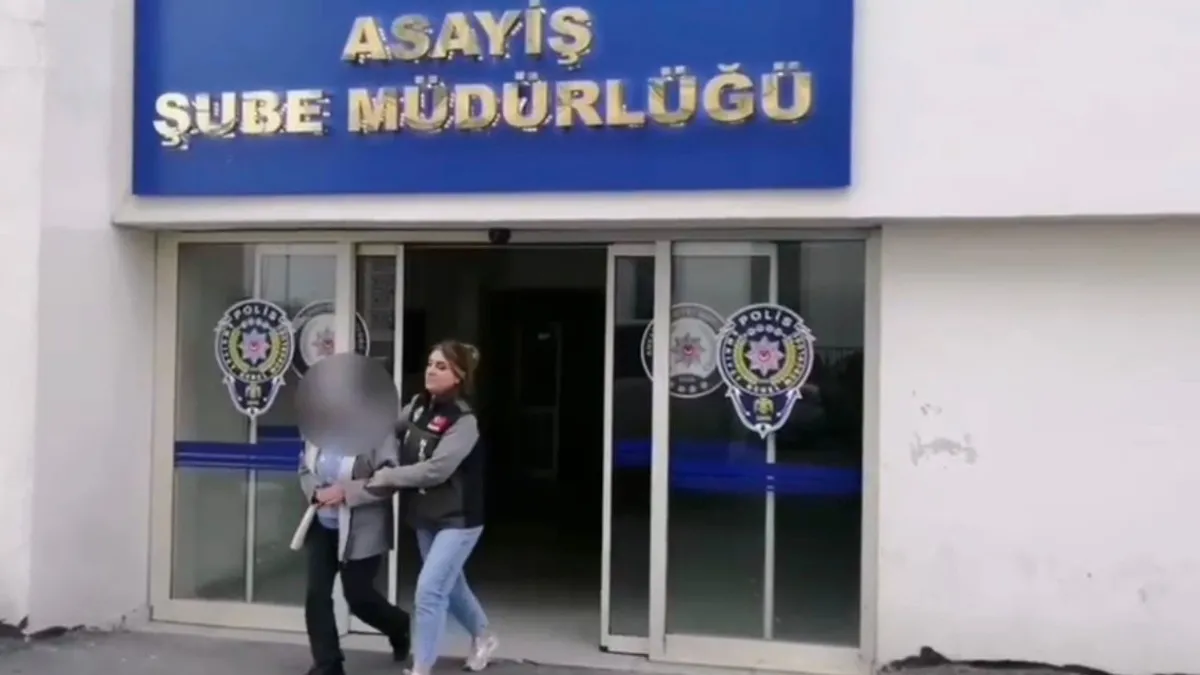 Ticari takside torpido ve kolçak hırsızlığı: Müşteri gibi bindi, 15 bin lirayı çaldı